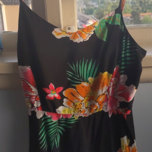 Old Navy black sundress - Picture 2 of 4